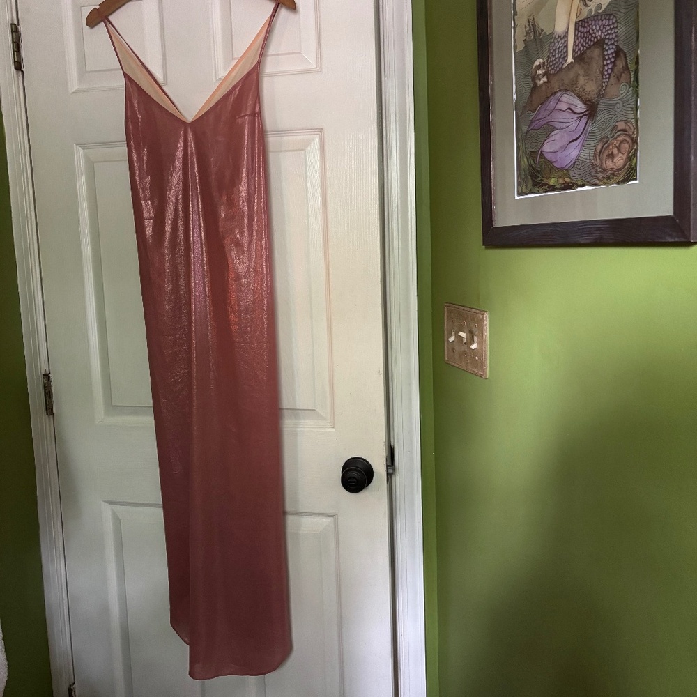 Metallic Pink Dress - Picture 3 of 7